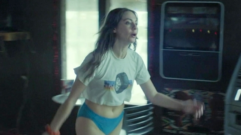 Pic: Willa Holland in The Dirty South (2023)