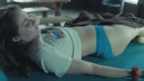 Pic: Willa Holland in The Dirty South