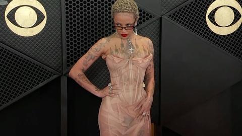 Pic: Doja Cat in The Grammy Awards