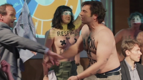 Pic: Noémie Merlant in A Difficult Year (2023)