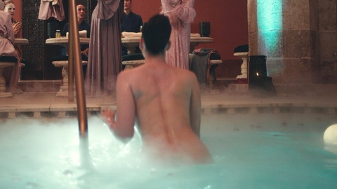 Pic: Stephanie Corneliussen in The Invitation