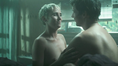 Pic: Peri Baumeister in The Signal
