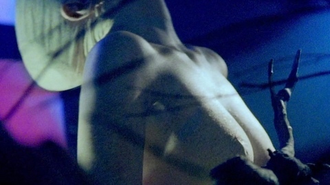 Pic: Angelica Ulloa in Moon Garden