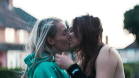 Pic: Vicky Knight in Silver Haze