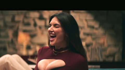 Pic: Hailee Keanna Lautenbach in Model House