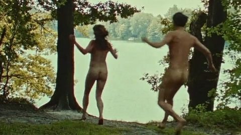 Pic: Emily Cox in Alma & Oskar