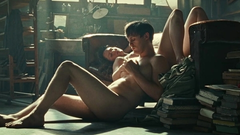 Pic: Emily Cox in Alma & Oskar