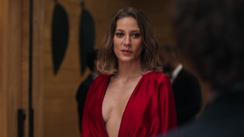 Pic: Serenay Sarıkaya in Thank You, Next
