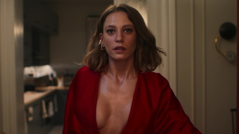 Pic: Serenay Sarıkaya in Thank You, Next