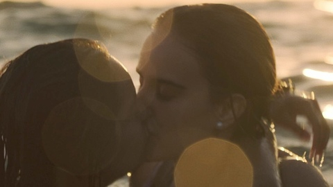 Pic: Gala Montes in Acapulco