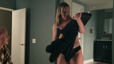 Pic: Katrina Bowden in Dead Wrong