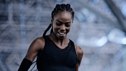 Pic: Jessica Córes in Bionic