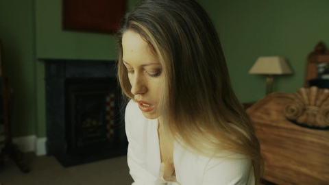 Pic: Niamh Walsh in Wreck