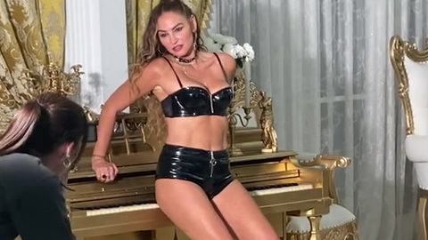 Pic: Drea de Matteo in TMZ Presents: Famous & Naked