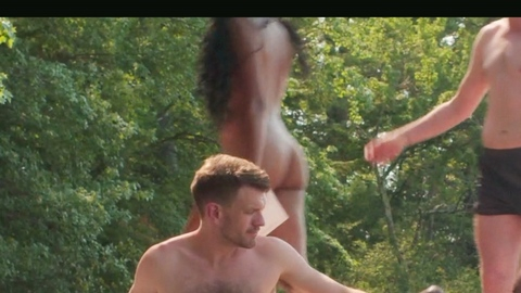 Pic: Jes Davis in Birder