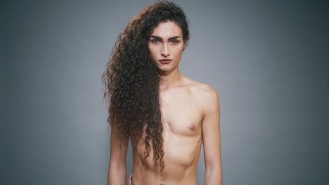Pic: Mina Serrano in Cris Miró (She)