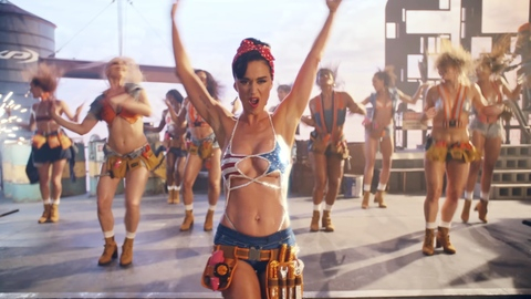 Pic: Katy Perry in Woman's World