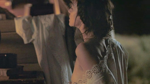 Pic: Ella Hunt in Horizon: An American Saga - Chapter 1