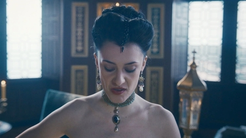 Pic: Solenn Mara-Lewis in The Serpent Queen