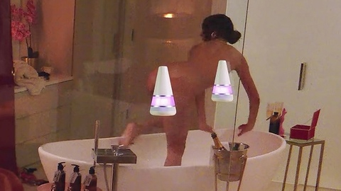 Pic: Katherine LaPrell in Too Hot to Handle