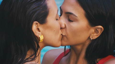Pic: Natalee Linez in Blood, Beach, Betrayal