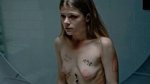 Pic: Anastasiia Pustovit in Between Us