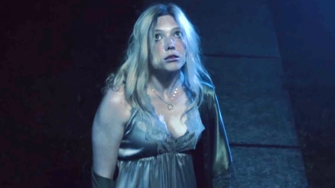 Pic: Chynna Rae Shurts in A Haunting in Ravenwood