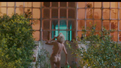 Pic: Agnès Croutelle in Nice Girls