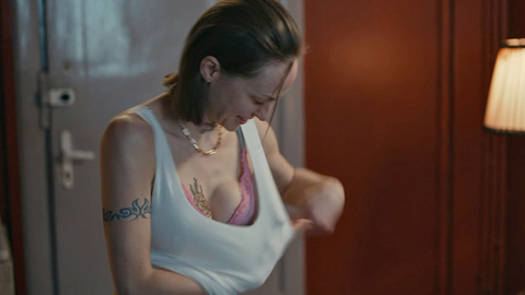 Pic: Aleksandra Adamska in The Convict