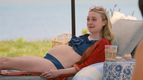 Pic: Dakota Fanning in The Perfect Couple