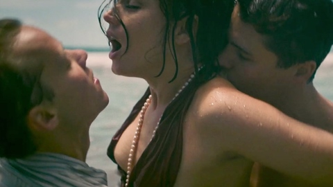 Pic: Ana de Armas in Eden