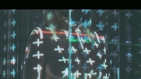 Pic: Elisabeth Moss in Shell