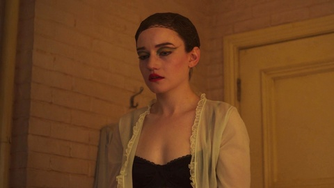 Pic: Julia Garner in Apartment 7A