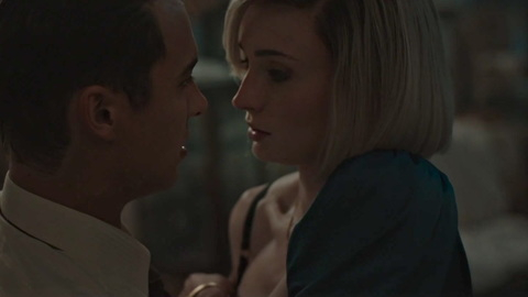 Pic: Sophie Turner in Joan