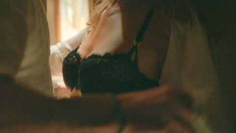 Pic: Laura Dern in Lonely Planet