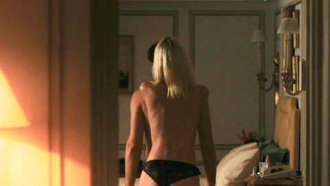 Pic: Pâmela Tomé in Senna