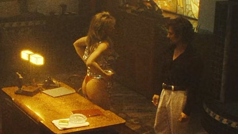 Pic: Anna Szymańczyk in X-Rated Queen