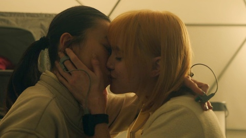 Pic: Clara Galle in The Head