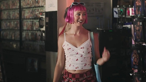 Pic: Chelsea Debo in Free LSD