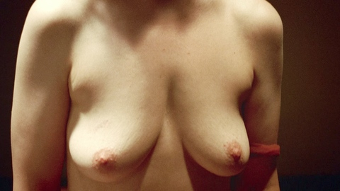 Pic: Ronia Ava in Queer