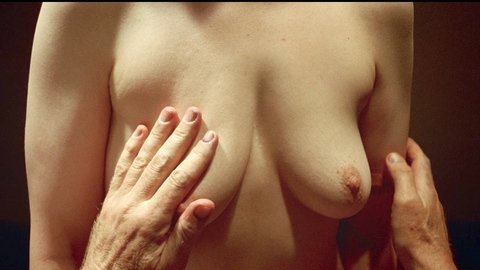 Pic: Ronia Ava in Queer