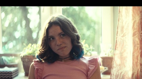 Pic: Mila Jankowska in The Hooligan