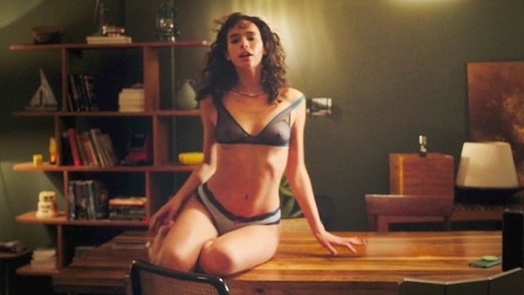 Pic: Bruna Marquezine in Benefits with Friends (2024)