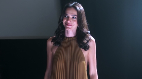 Pic: Bruna Marquezine in Benefits with Friends