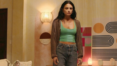 Pic: Aislinn Derbez in Between Walls
