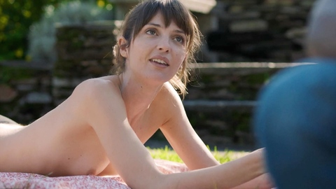 Pic: Annabelle Belmondo in Dawn Chorus