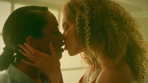 Pic: Samantha Neyland Trumbo in Tempted