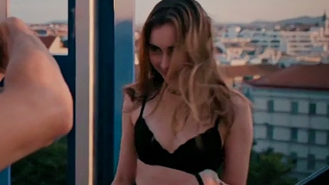 Pic: Sara Toth in Lovecut (2020)