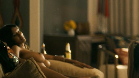Pic: Fernie Warisa in The White Lotus