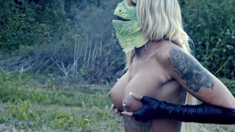 Pic: Stephanie Love in Babezilla vs. the Cyber Skanks: Rise of Mechababezilla